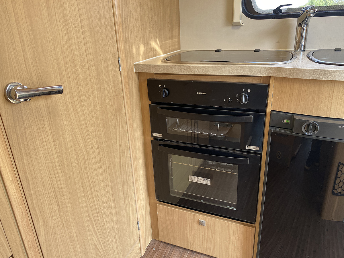 Elddis Autoquest 130 thumbnail 3