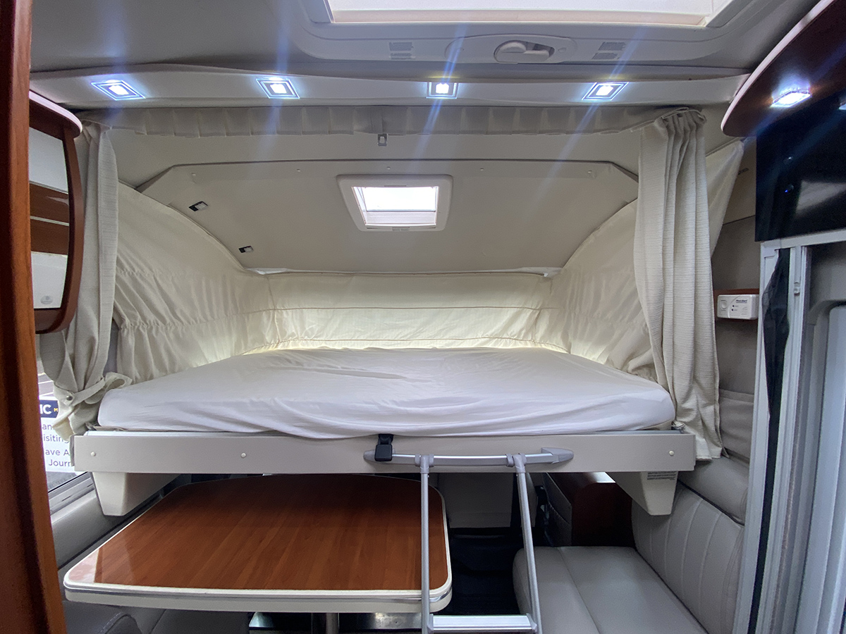 Mobilvetta K-Yacht Teknoline 80 thumbnail 12