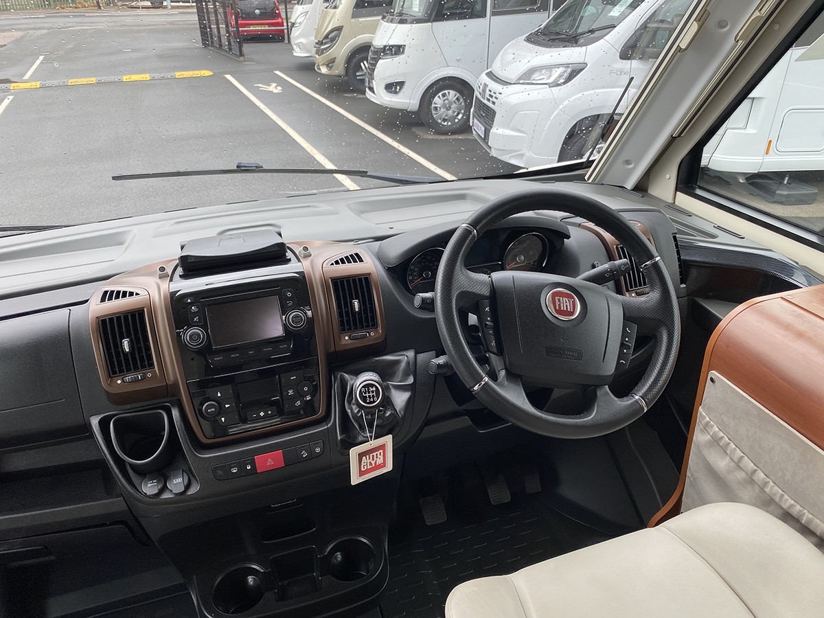 Mobilvetta K-Yacht Teknoline 80 thumbnail 16