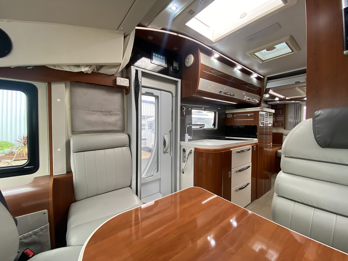 Mobilvetta K-Yacht Teknoline 80 thumbnail 23