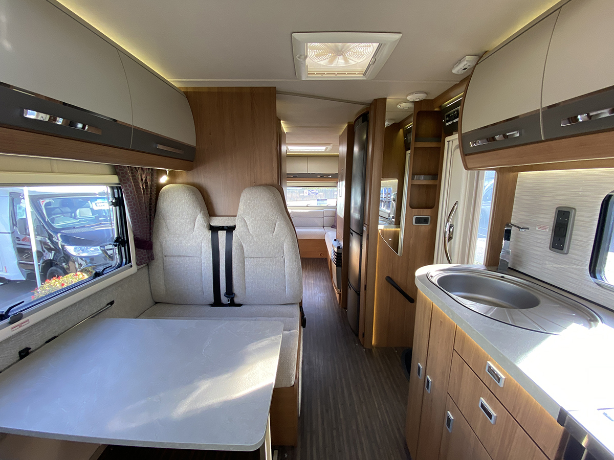 Auto-Trail Frontier Scout thumbnail 2
