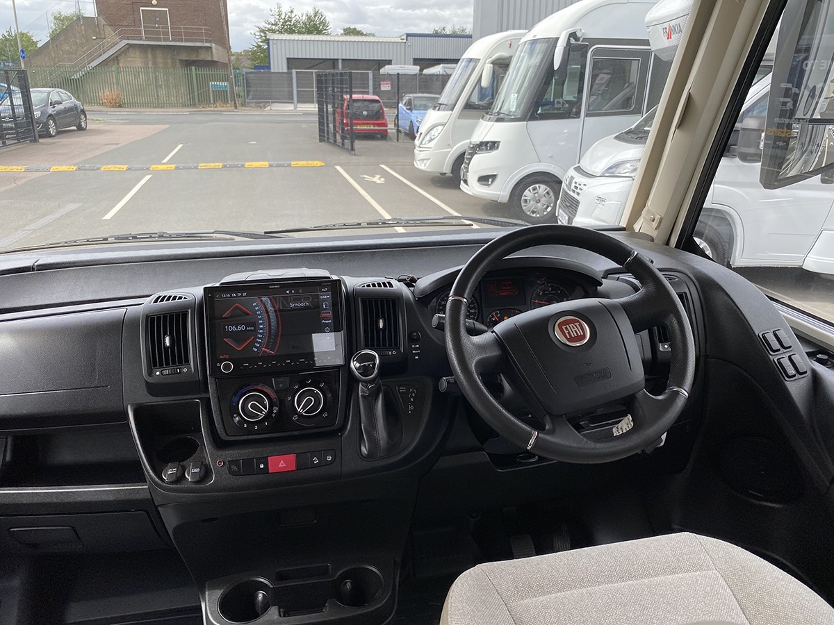 Hymer Exsis 580 thumbnail 9