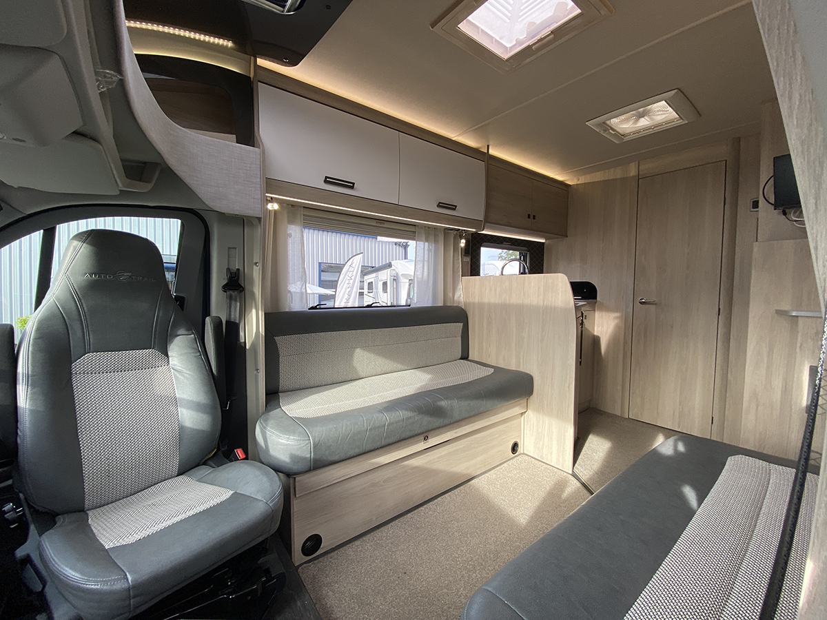 Auto-Trail F-Line F60 thumbnail 4